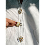 Signe White Flower Button Charm Gold